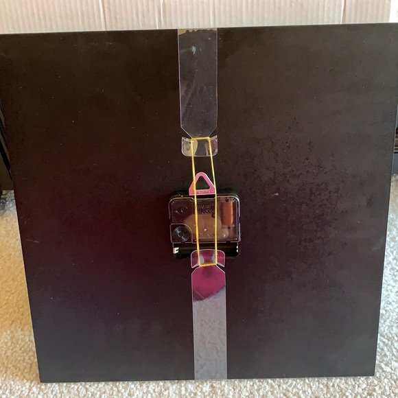 Clock - Picture 3 of 4